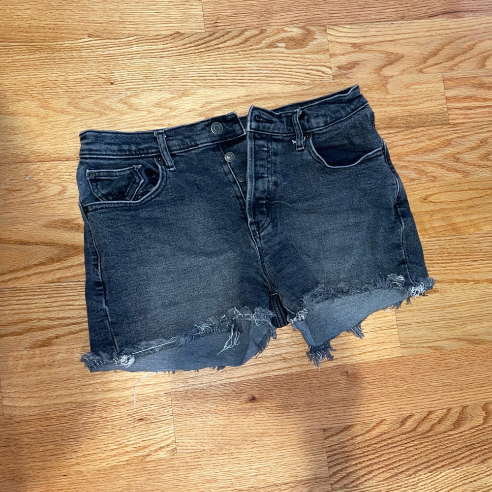 Women’s dark-wash GAP Denim shorts